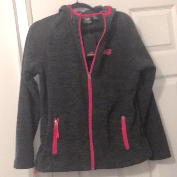 New Balance Jackets & Blazers - NEW BALANCE fleece (L) dark gray/pink details hoodie